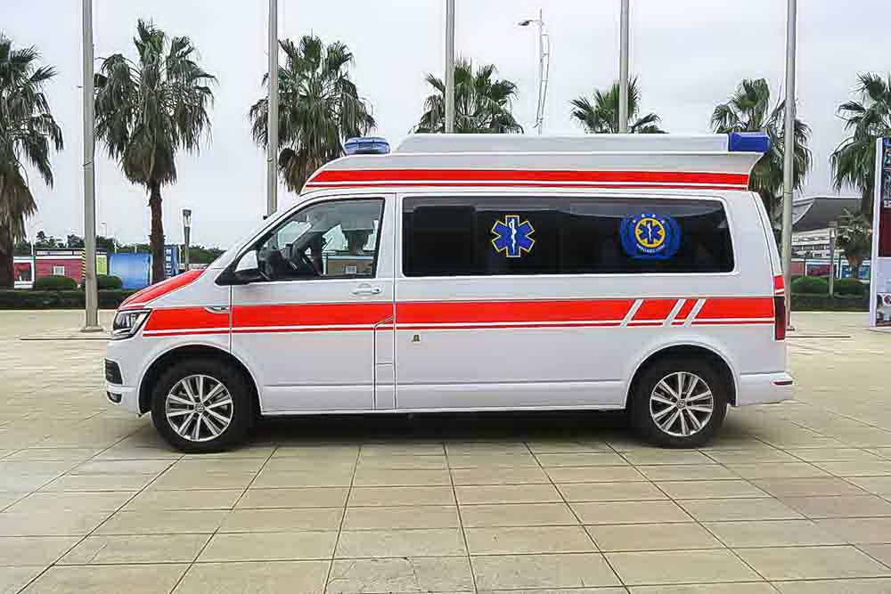 长沙私人救护车租赁费用