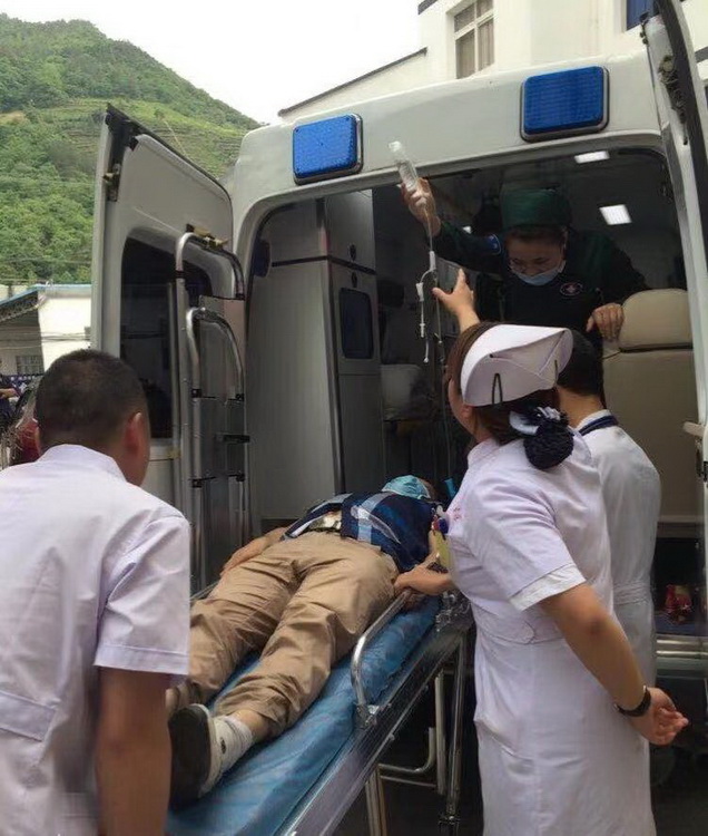 株洲常德市人民医院急救车出租