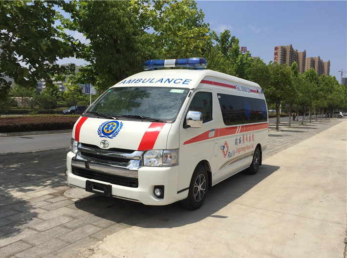 益阳益阳市第二人民医院护送到伊犁哈萨克巩留县哪里出租救护车