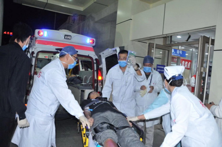 郴州 2022年湖南长沙雨花租赁救护车联系方式 急救车出租电话号码 私人救护车出租收费 湖南长沙雨花出租救护车电话 急救车出租联系电话 救护车租车收费标准 湖南长沙雨花私人救护车租赁