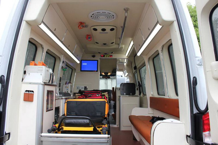 岳阳湖南省妇幼保健院120救护车