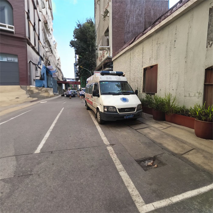 益阳湖南中医学院第二附属医院转运到徐州市邳州市哪里可以救护车出租
