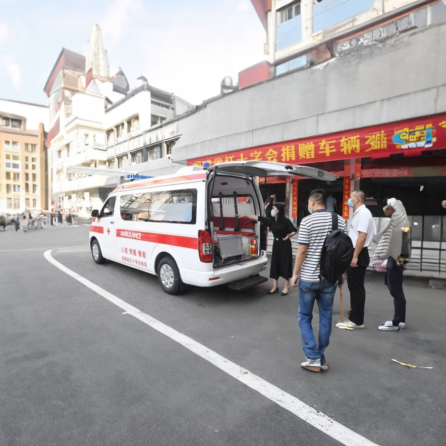 益阳长沙和谐医院租赁到本溪市桓仁满族自治县救护车出租要交多少钱