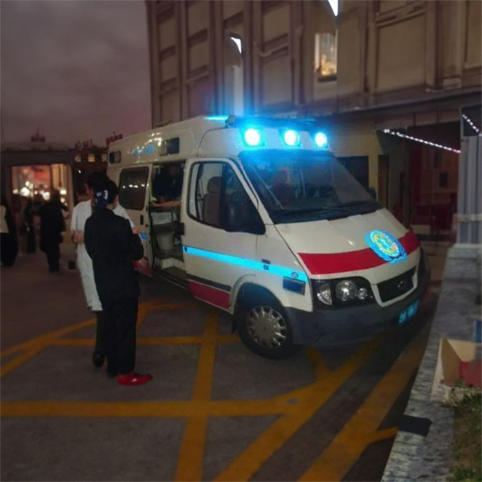 岳阳湖南中国人民解放一六九中心医院租赁到巴中市巴州区120救护车出租费用是多少