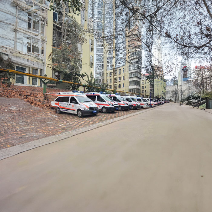 岳阳湖南中南大学附属湘雅二医院租赁到盘锦市兴隆台区救护车出租价格表多少钱