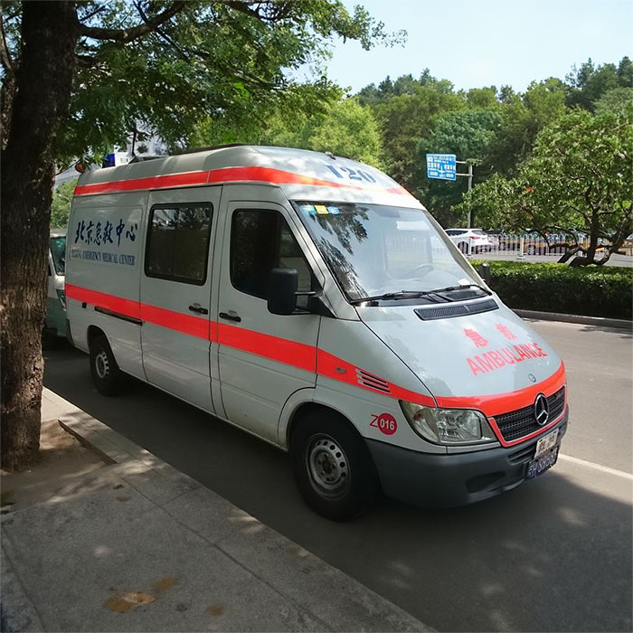 岳阳南华大学附属第二医院出租到咸宁市通城县救护车辆出租哪个好