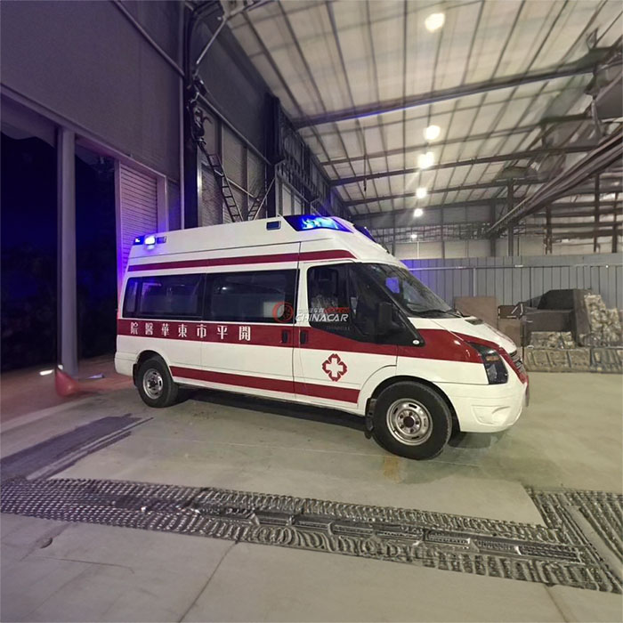 邵阳邵阳市中心医院租赁救护车救护车出院接送电话