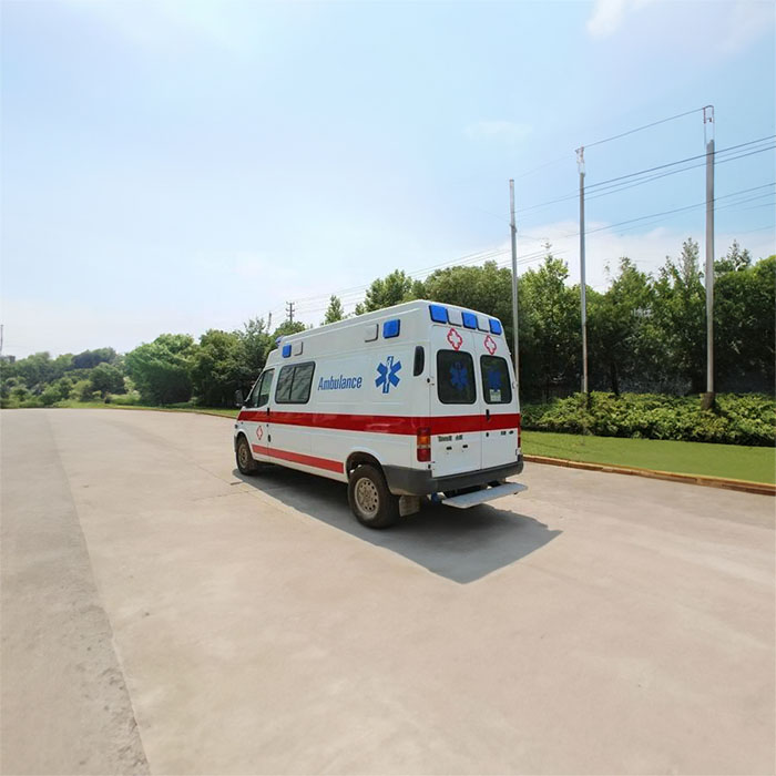 岳阳衡阳医学院第二附属医院租赁到四平市叫一次救护车多少钱出租