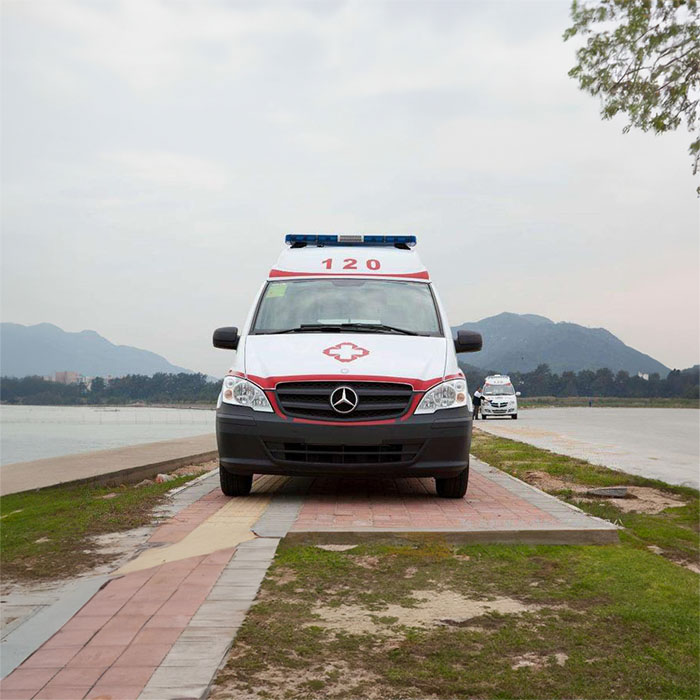 岳阳湖南省结核病防治医院护送到晋中市灵石县120救护车出租费多少钱