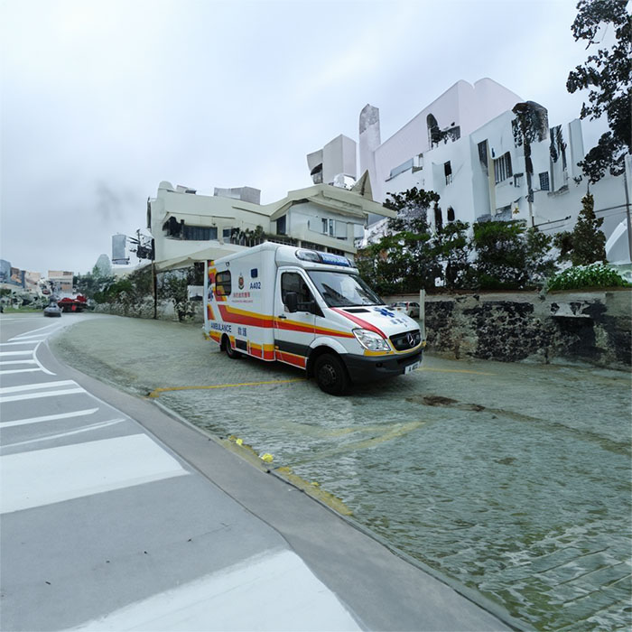 郴州南华大学附属医院转运到昭通市绥江县救护车出租公司费用多少