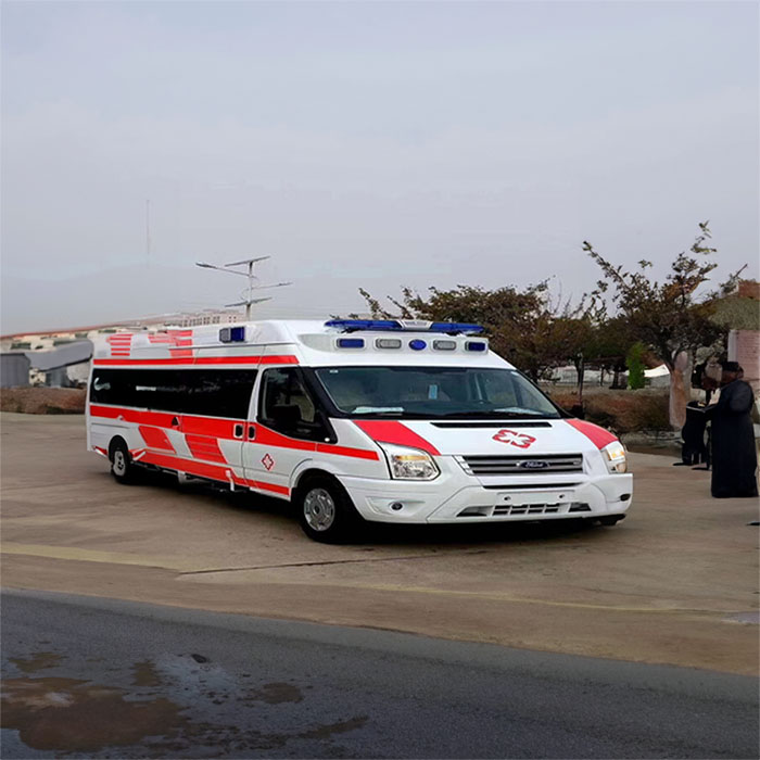 郴州衡阳市中心医院转运到株洲市石峰区急救救护车出租费用多少