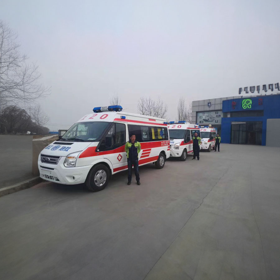 郴州湖南省中医学院附属二医院租赁到曲靖市师宗县救护车出租要多少钱