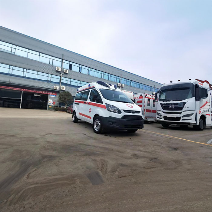 邵阳南华大学附属怀化医院转运到承德市双桥区救护车出租多少钱
