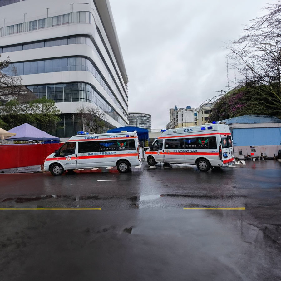 株洲怀化市人民医院正规救护车私人救护车运送病人电话号码