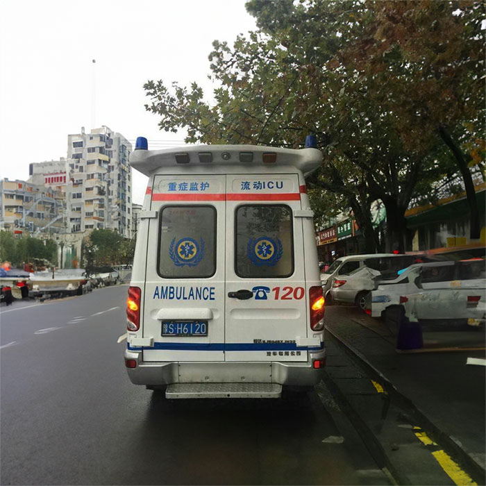 长沙租赁救护车电话