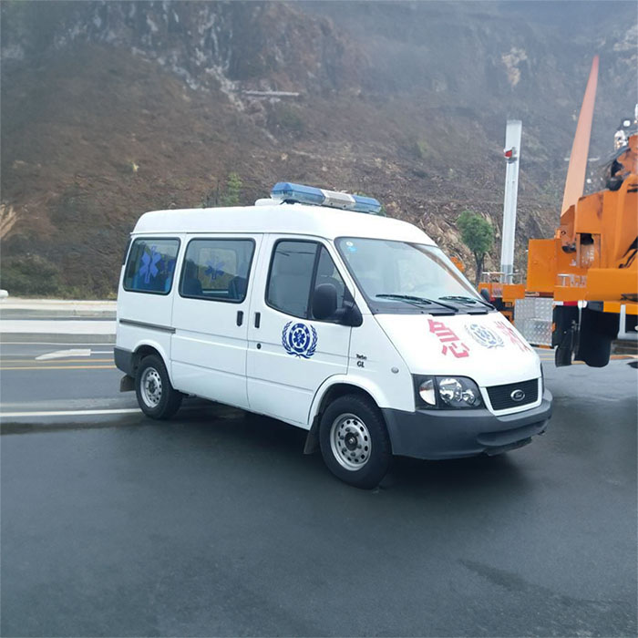 长沙租赁私人救护车电话号码