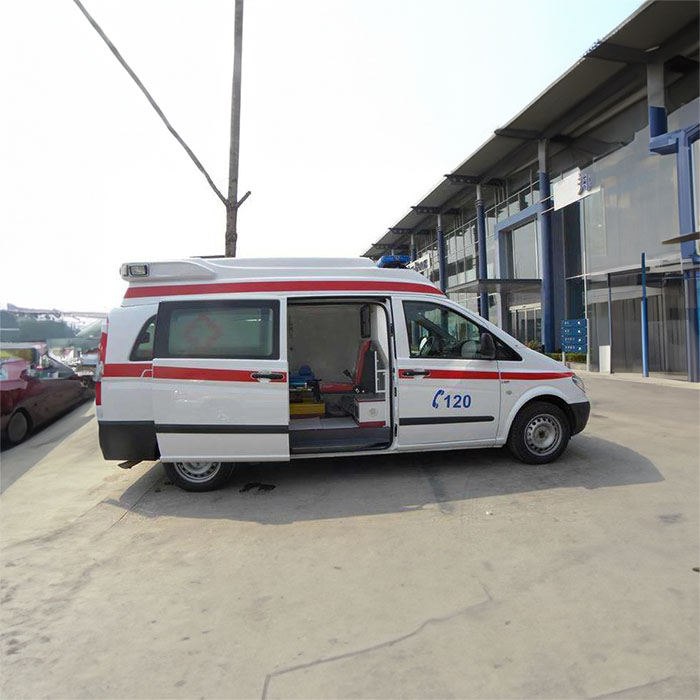 长沙出租私人救护车电话号码