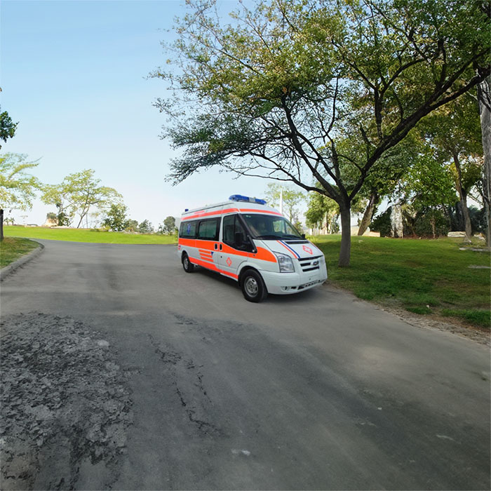 长沙租赁救护车电话号码