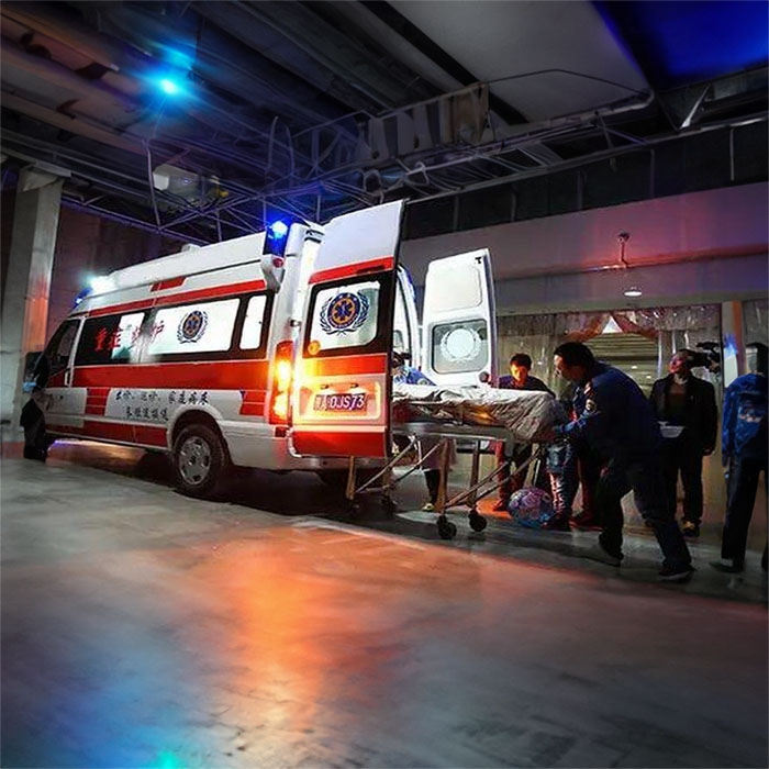 长沙租赁救护车电话号码