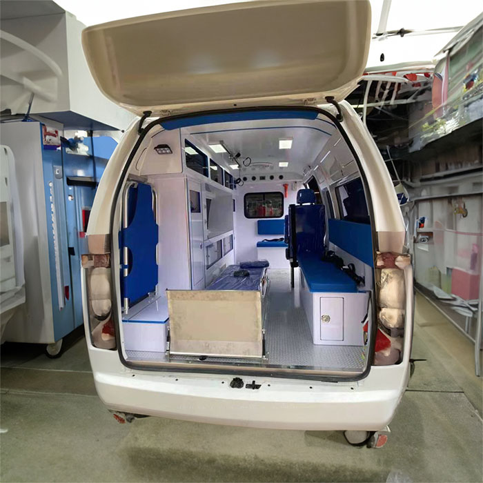 长沙租赁救护车电话号码