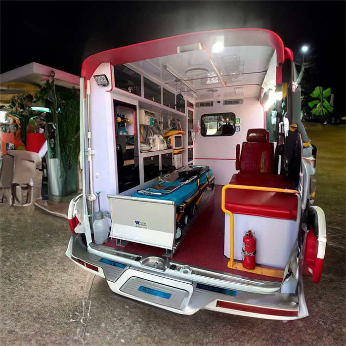 长沙租赁救护车电话号码