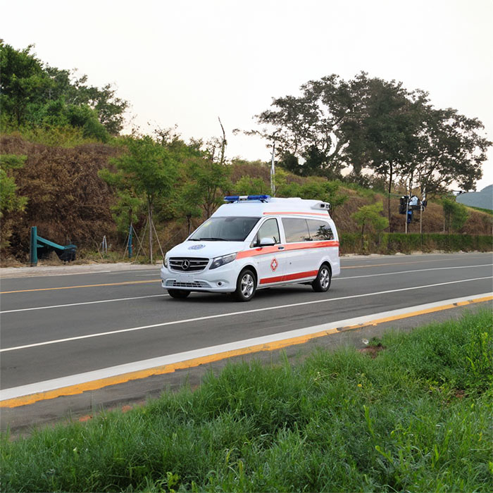 长沙出租私人救护车电话号码