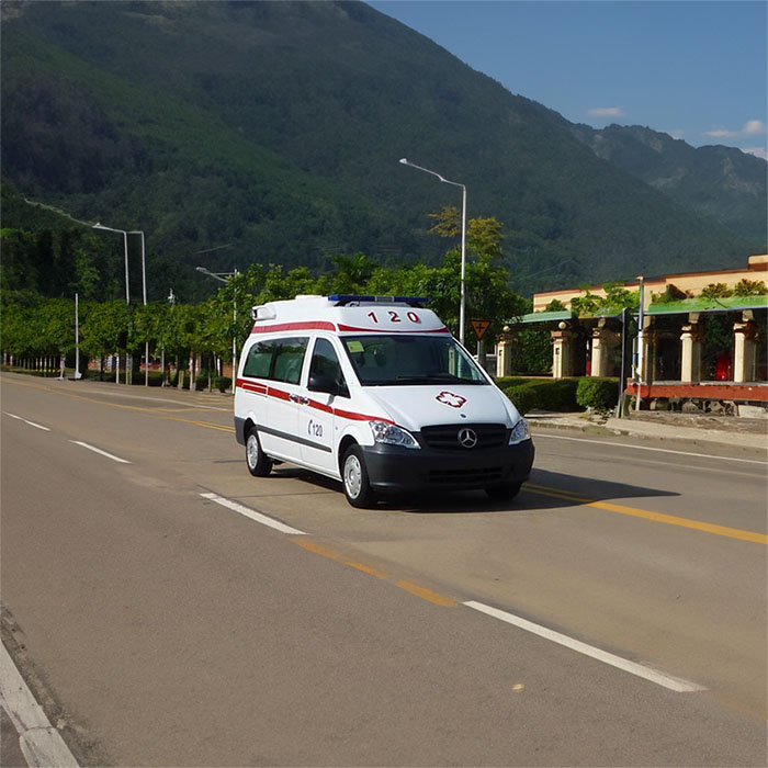 长沙出租私人救护车联系方式