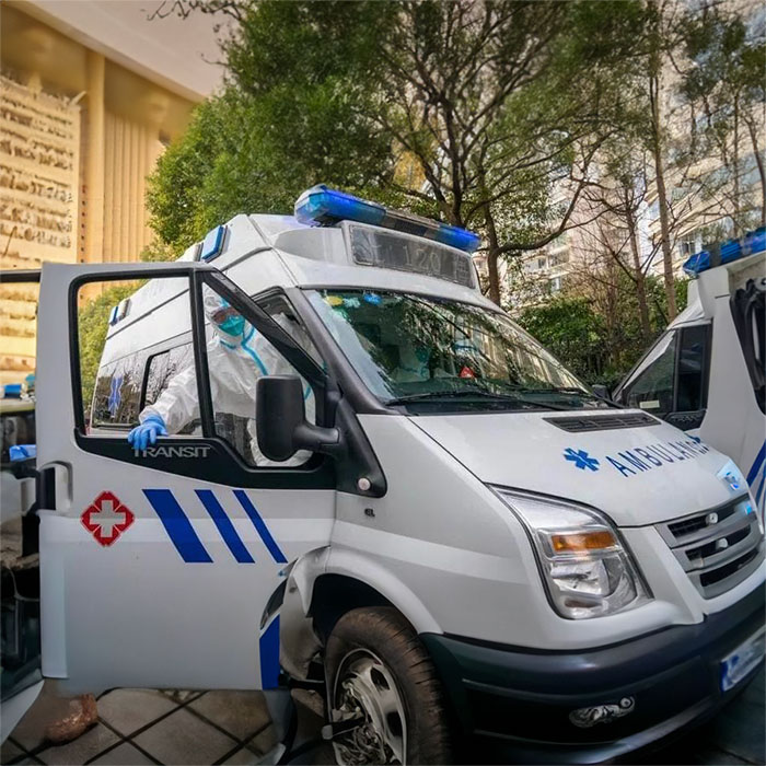 长沙租赁救护车电话号码