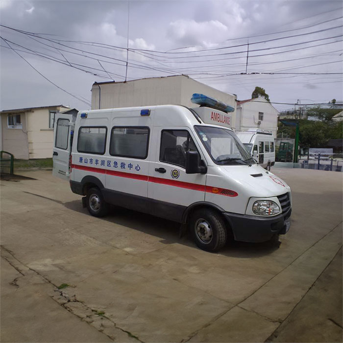 长沙租赁救护车电话