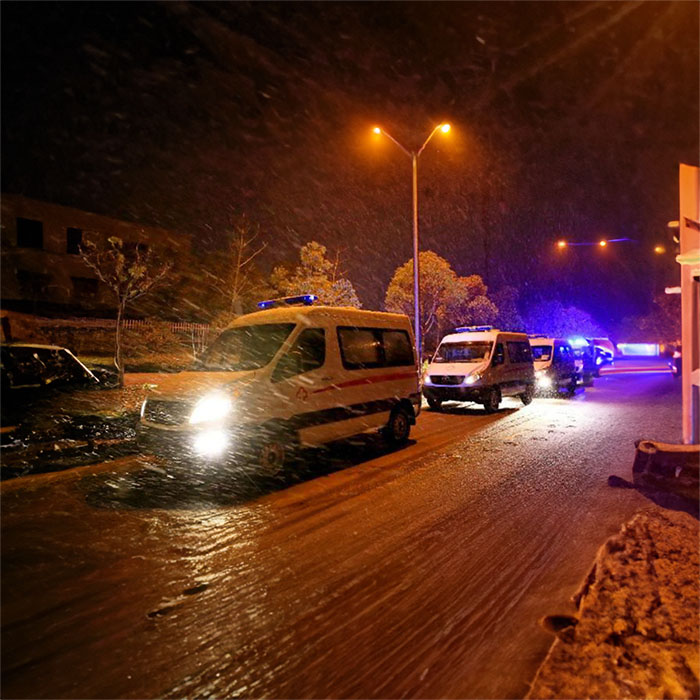 长沙出租救护车联系方式