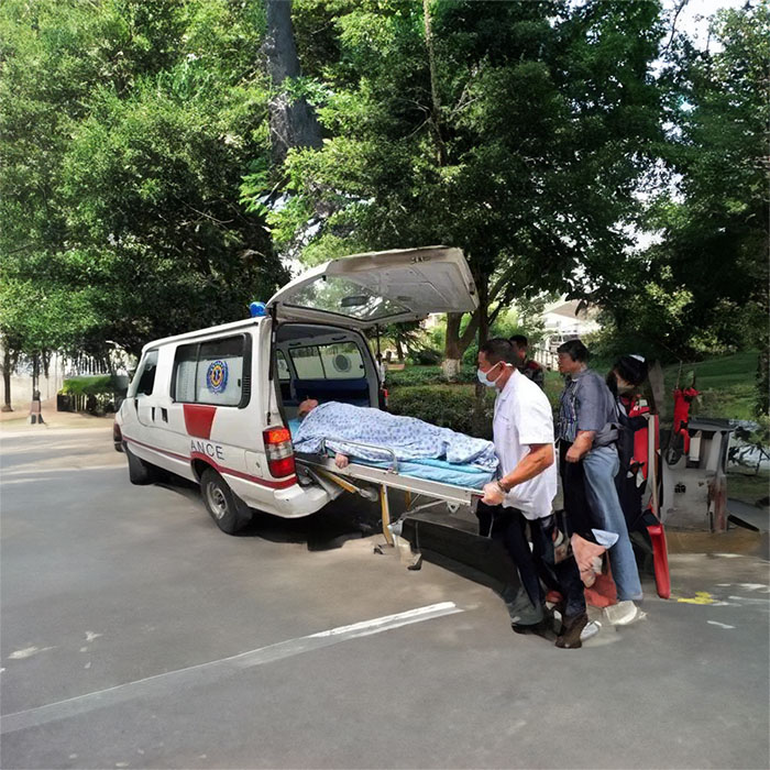 长沙出租私人救护车联系电话