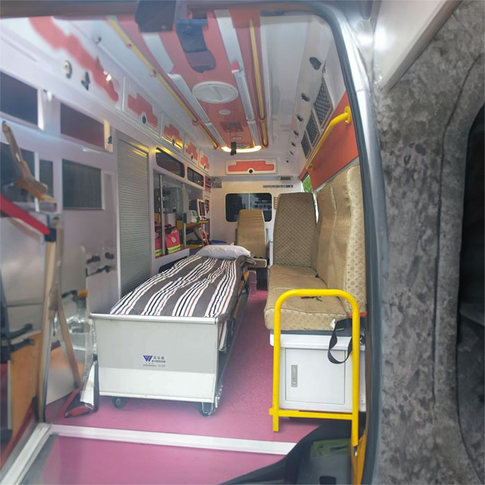 长沙出租私人救护车电话号码