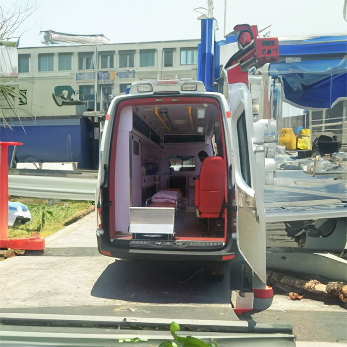 长沙出租救护车联系电话