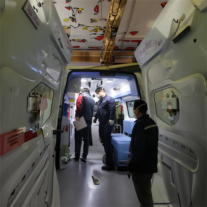 长沙租赁救护车电话号码