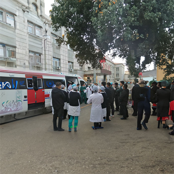 长沙租赁私人救护车电话号码