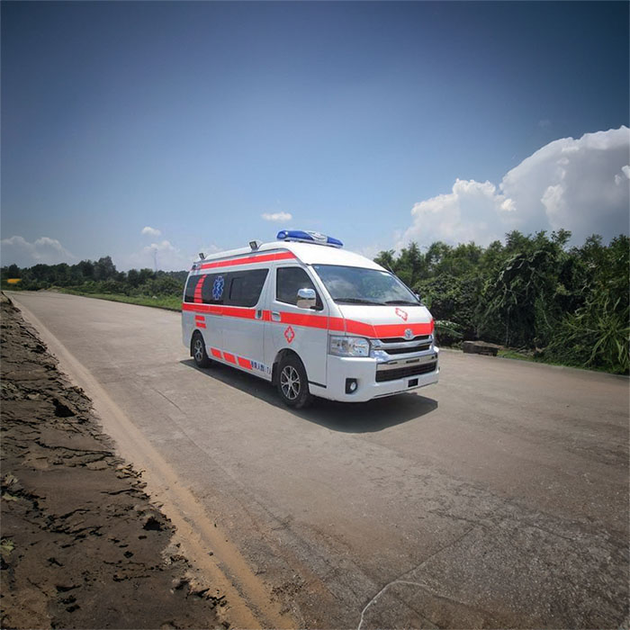 长沙租赁私人救护车电话号码