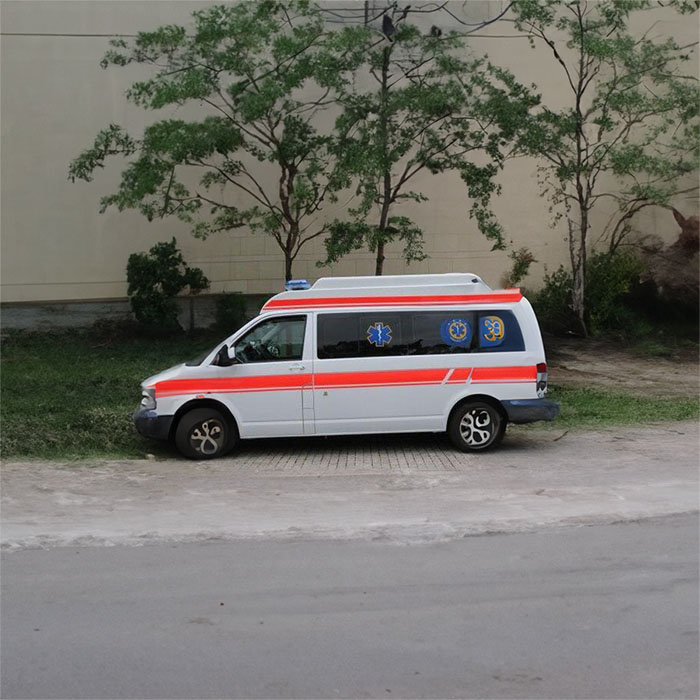 长沙出租私人救护车电话号码