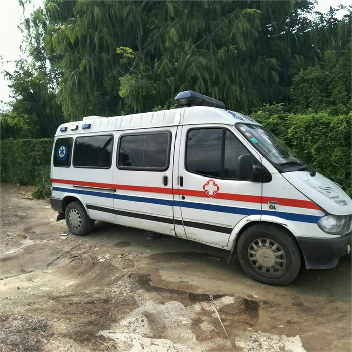 长沙出租私人救护车联系电话