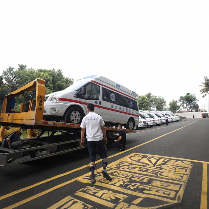 长沙出租私人救护车电话号码