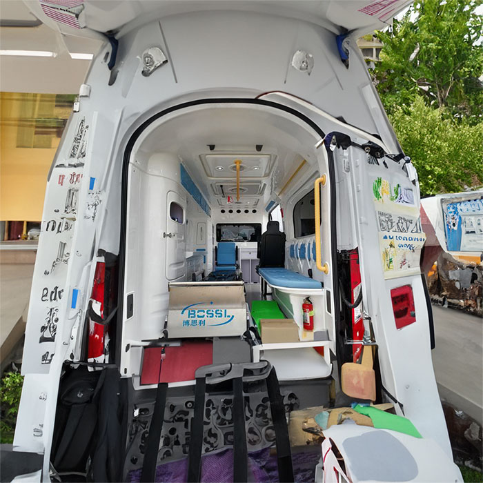 长沙出租救护车联系电话