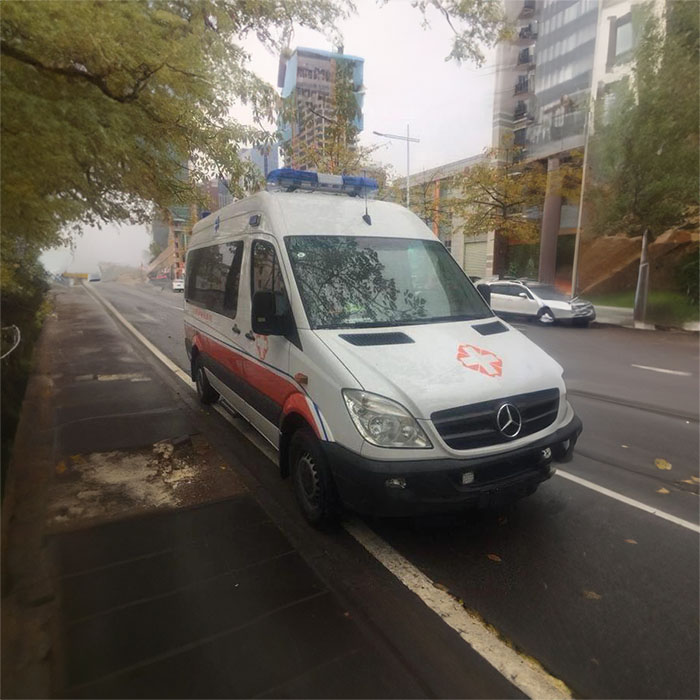 长沙租赁救护车联系方式
