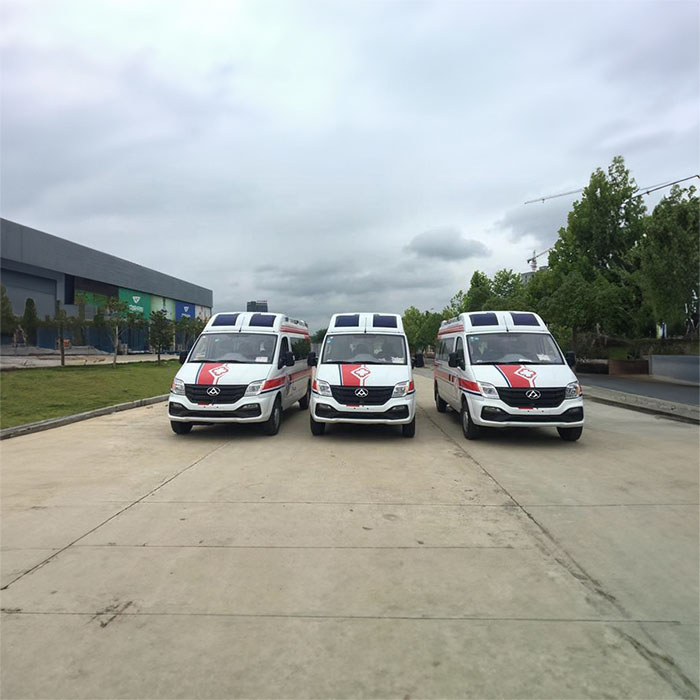 长沙出租私人救护车电话号码