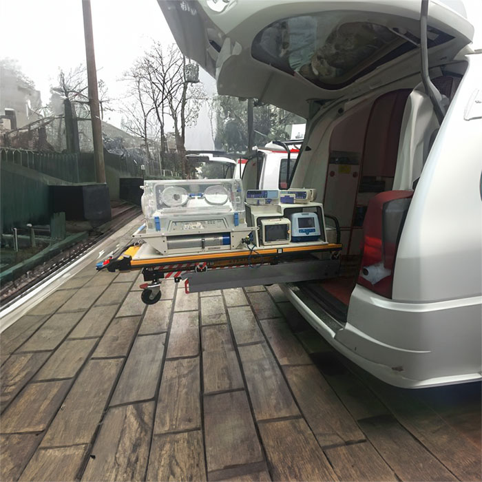 长沙租赁私人救护车联系电话