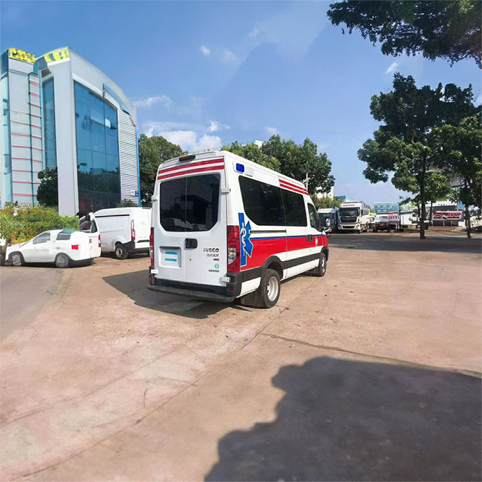 长沙租赁救护车电话