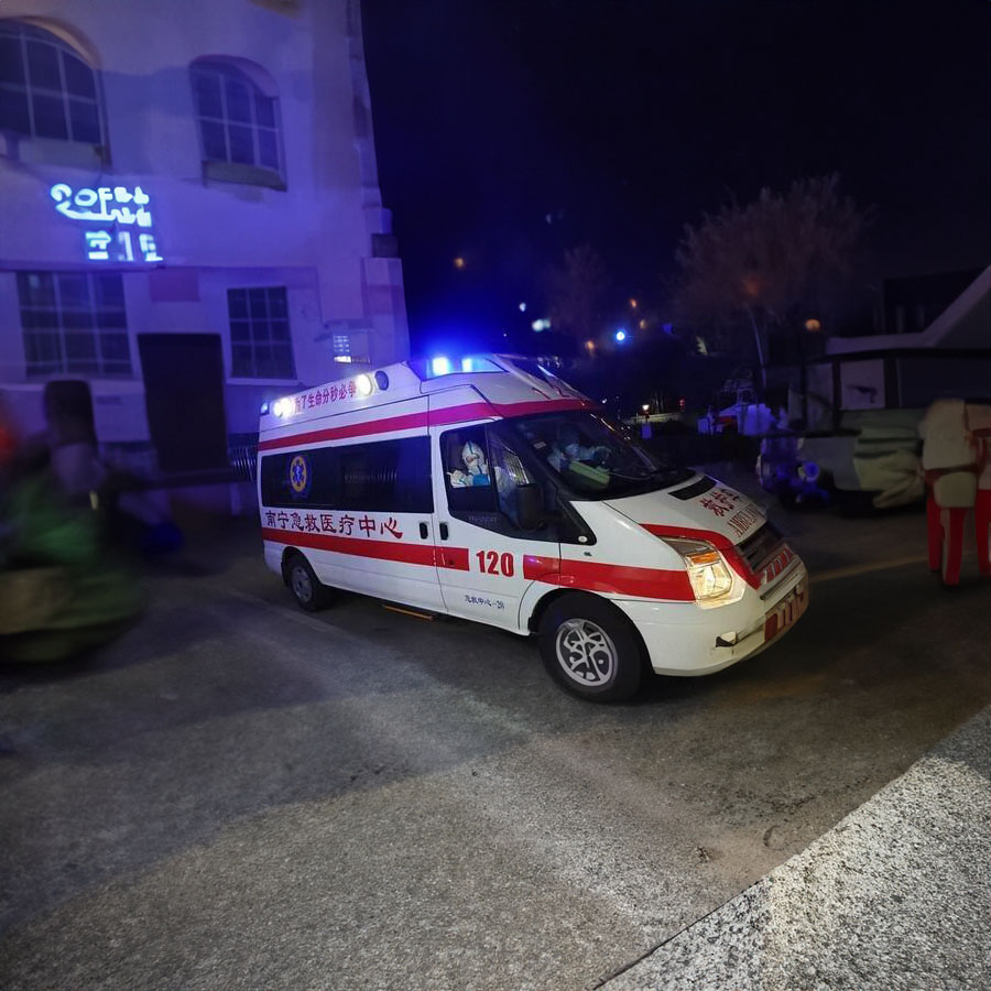 长沙出租私人救护车联系电话