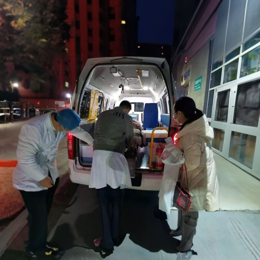 长沙出租私人救护车联系方式