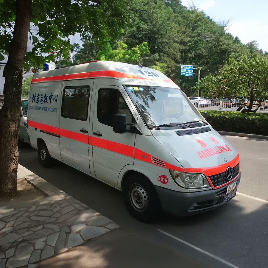 长沙出租私人救护车电话号码