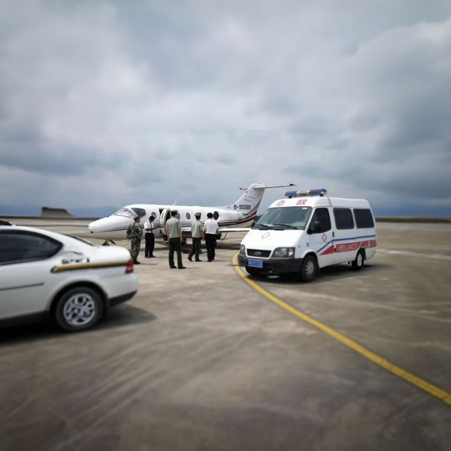 长沙出租私人救护车联系方式