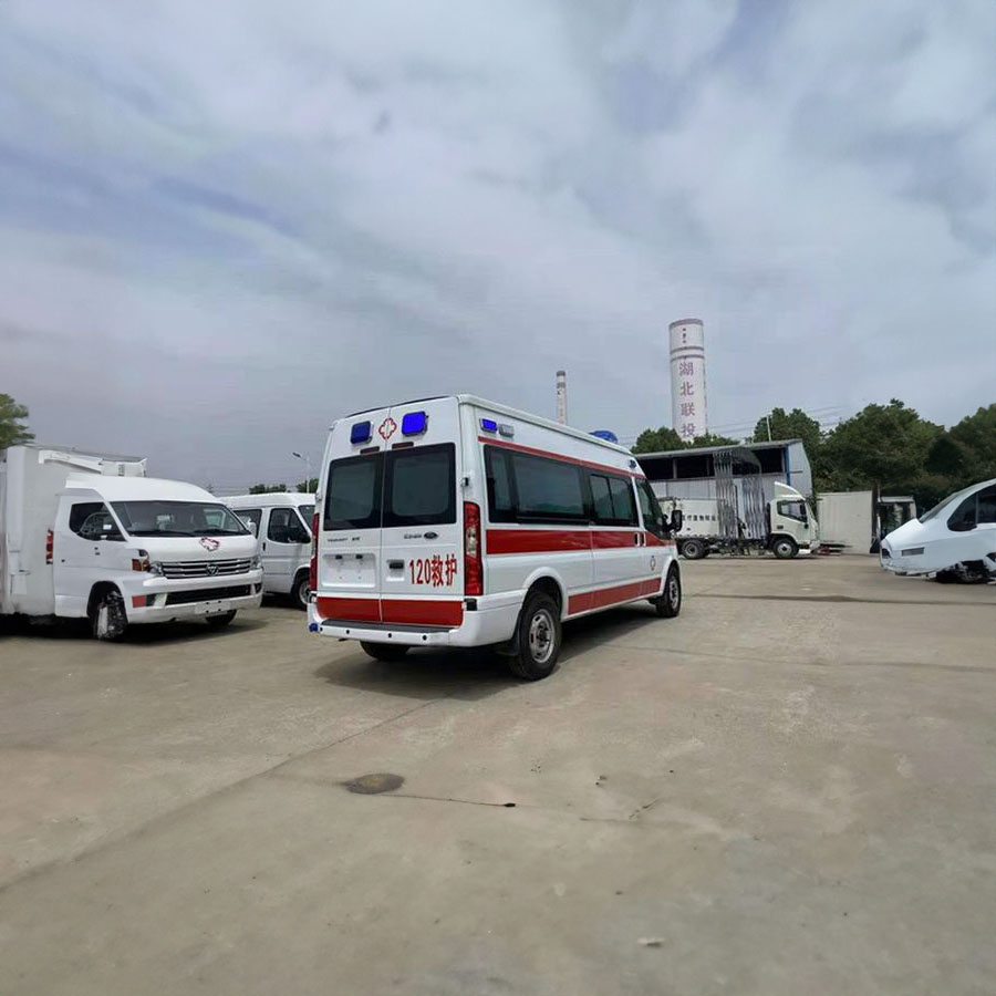 长沙出租私人救护车联系电话