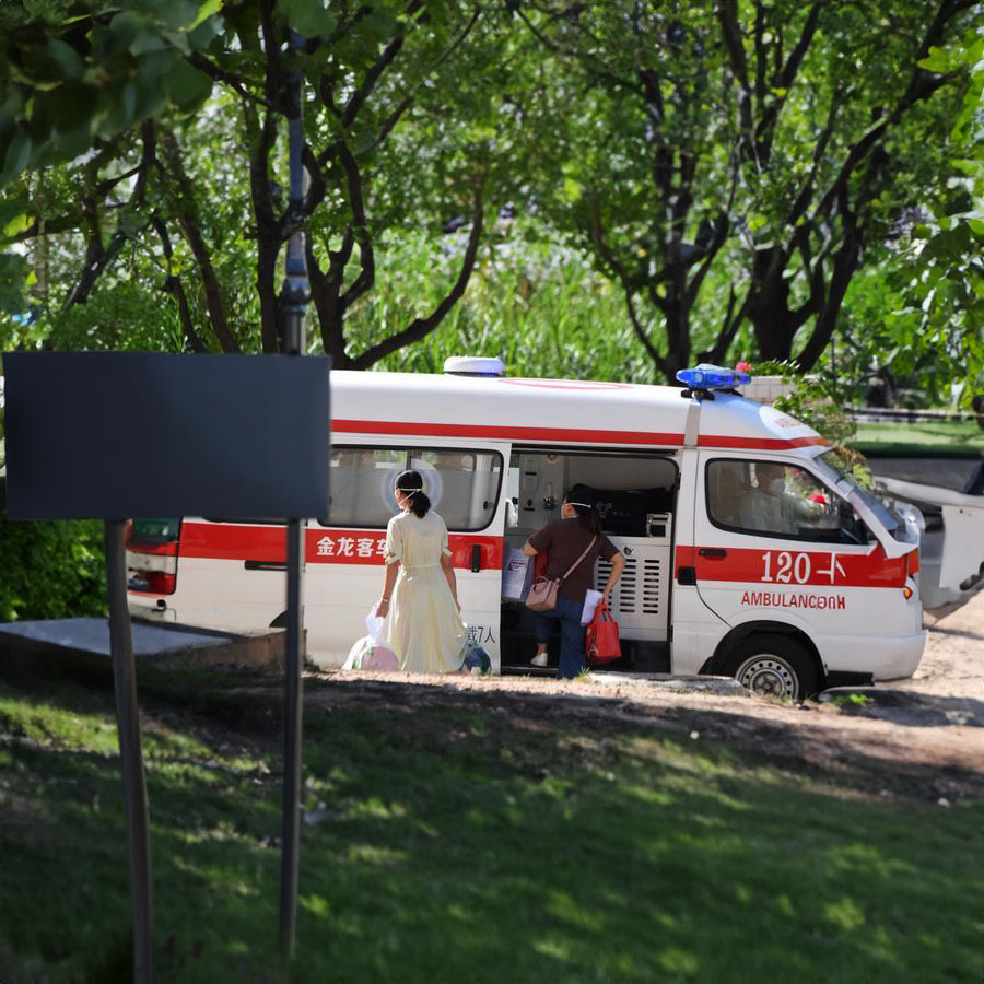 长沙租赁私人救护车电话号码